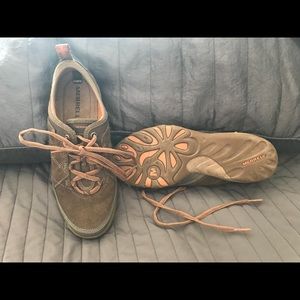 Merrill tennis shoes